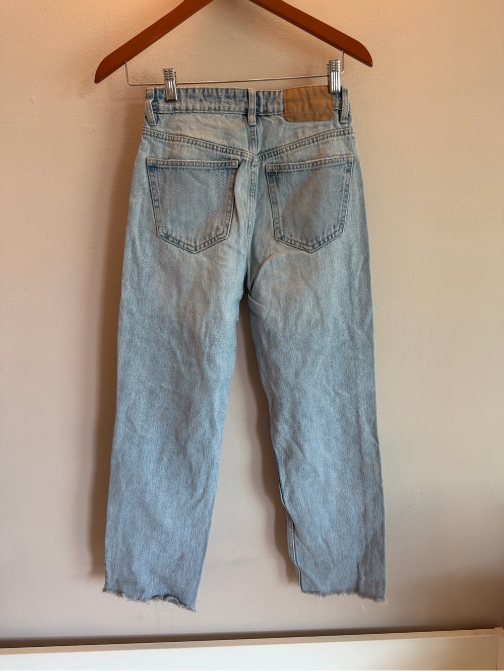 Light Blue Distressed women’s Jeans - Casual Straight Fit - Picture 3 of 3